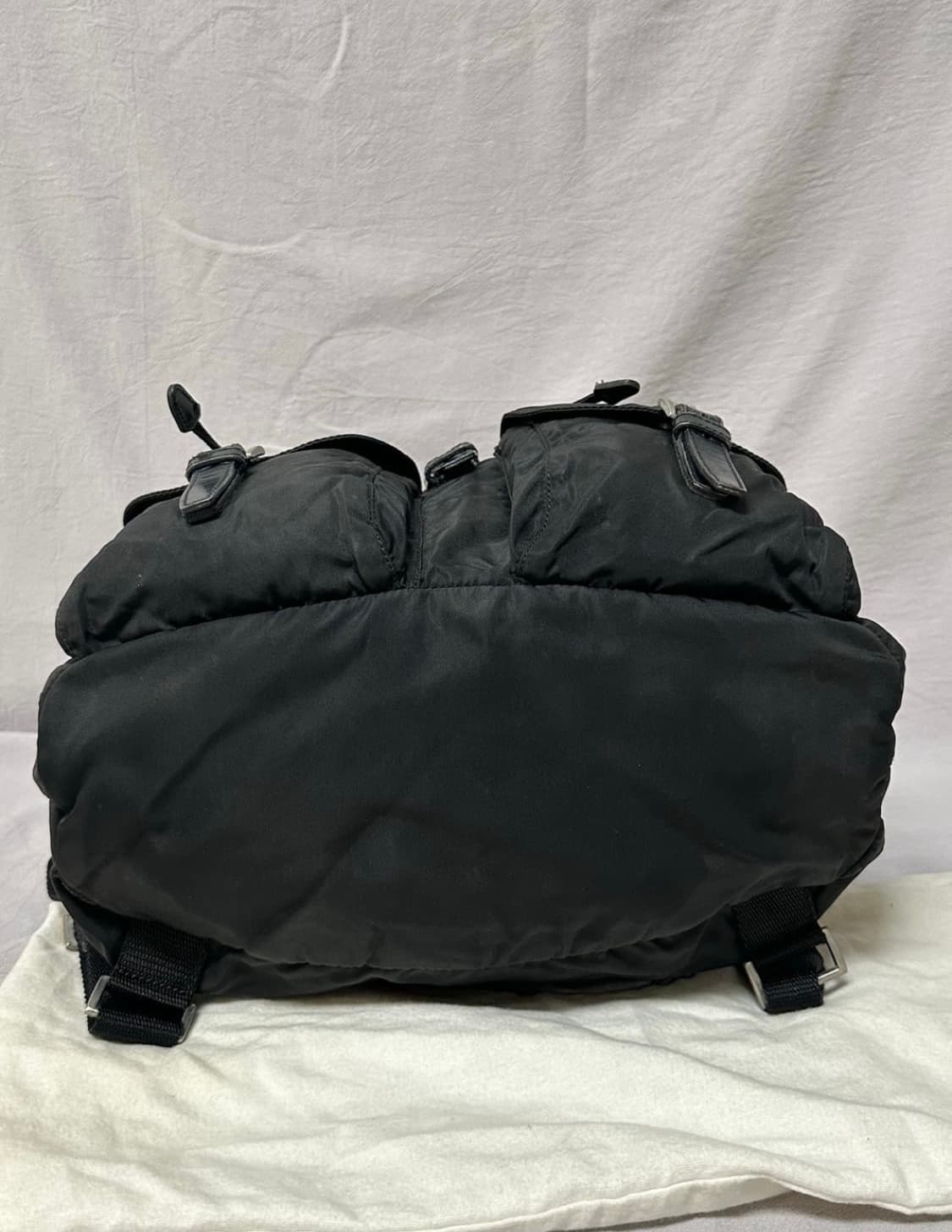 프라다 나일론 백팩 미듐 정품 상품이미지2