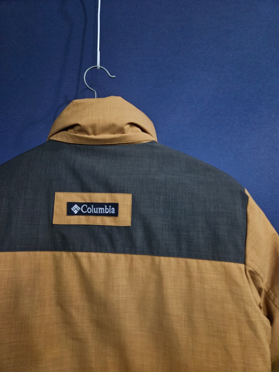 콜롬비아 옴니히트 카멜컬러 남성 100 구스다운 대장급 패딩  상품이미지9