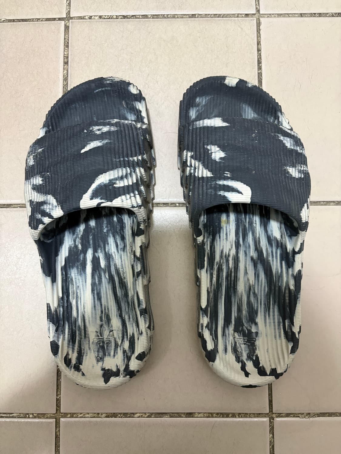 [한정판] 아디다스 슬리퍼 아딜렛 카본 265 상품이미지1