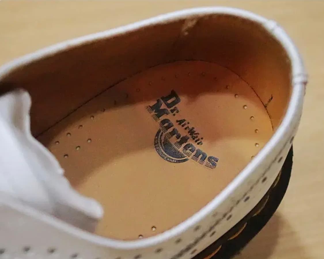 [260] 닥터마틴 5홀 윙팁 슈즈  상품이미지6