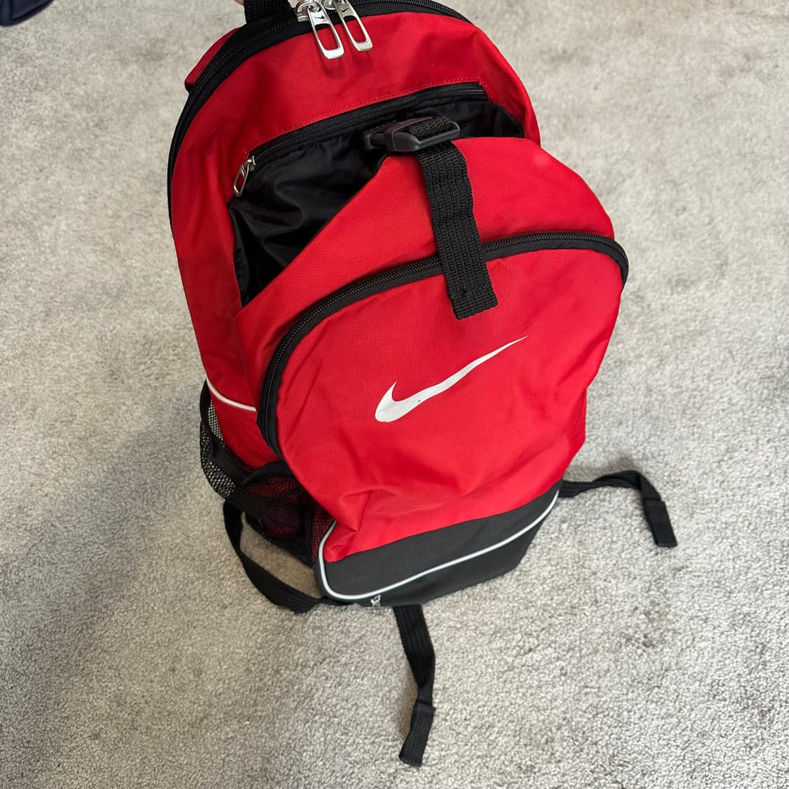 나이키 스우시 올드스쿨 브라질리아 백팩F 상품이미지2