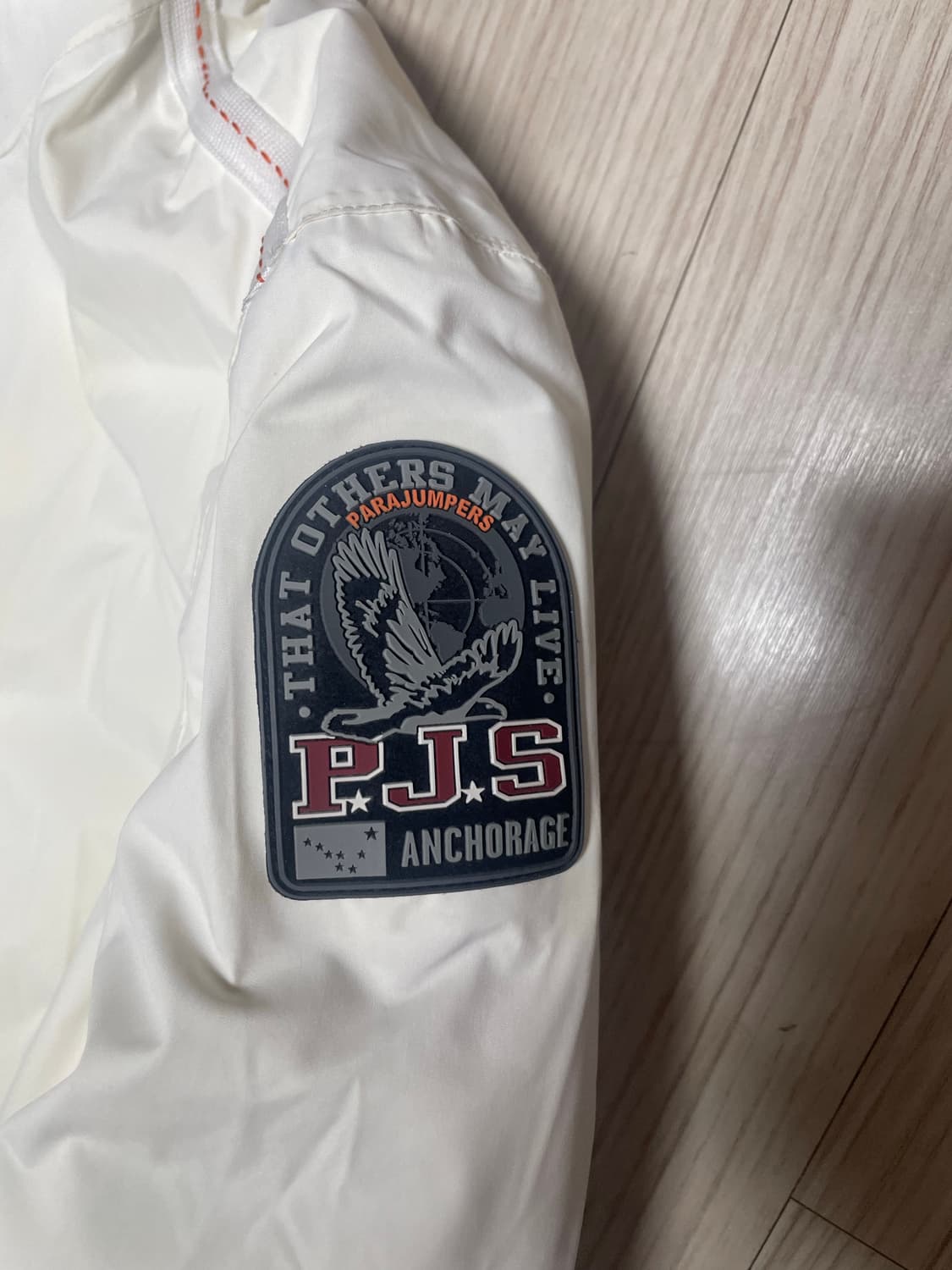 한글택 파라점퍼스 여성 리버시블 경량패딩 M 상품이미지4