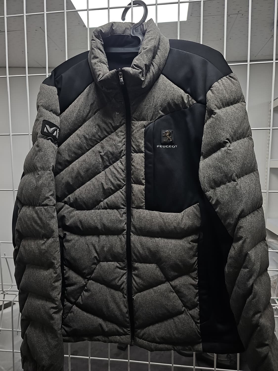 밀레 정품 구스경량패딩 105사이즈 푸조 에디션  상품이미지1