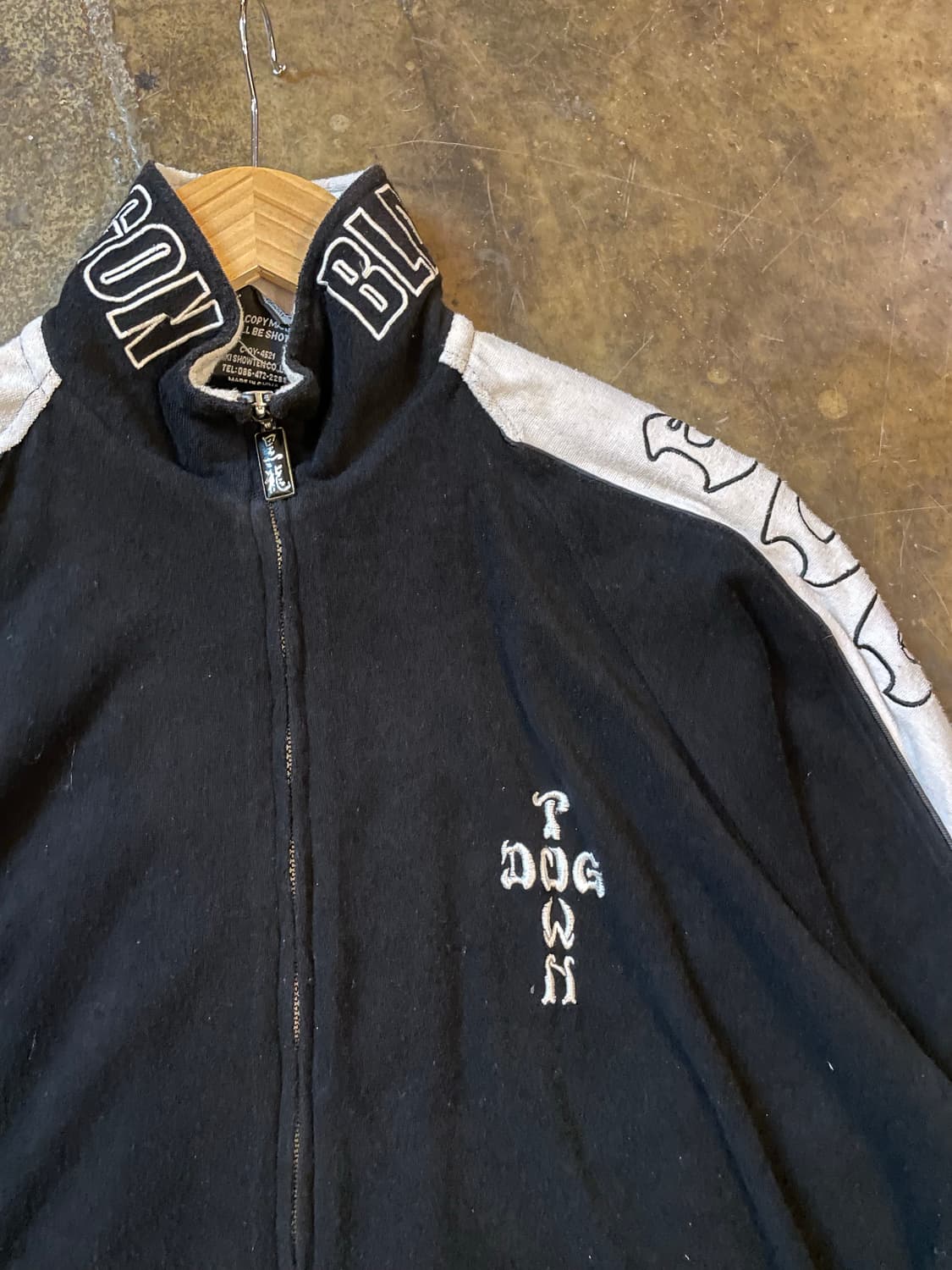 도그타운 사이드로고 반팔 집업 상품이미지3