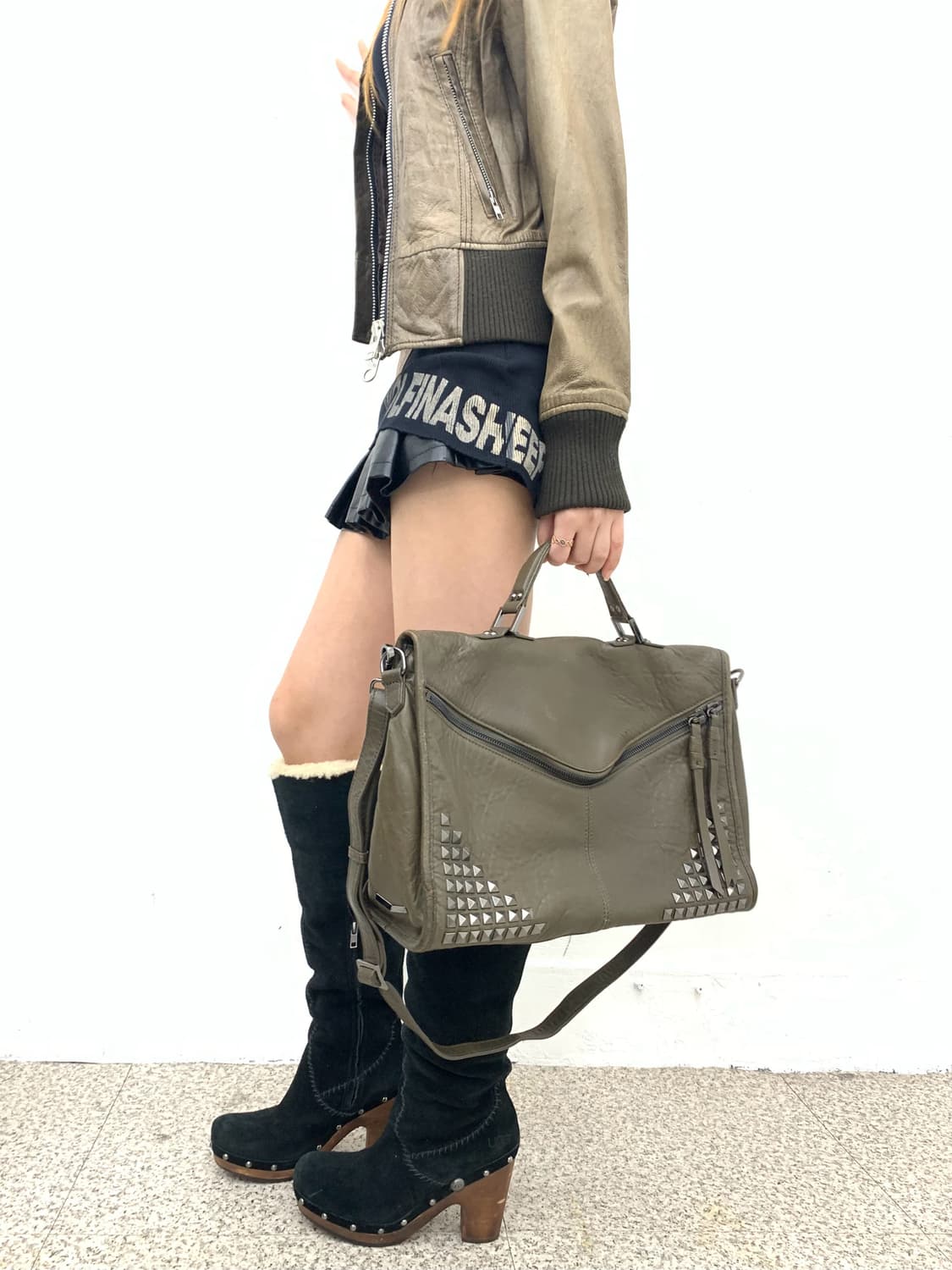 Stud detail messenger should bag  상품이미지8