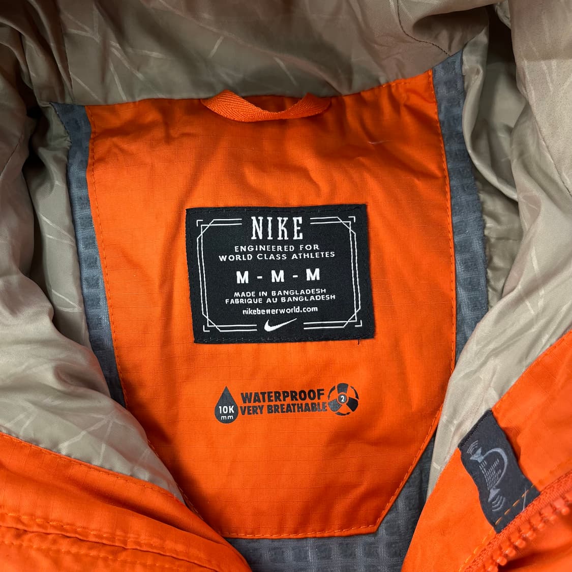 100 나이키 워터루프 덕다운 후드 패딩 상품이미지2