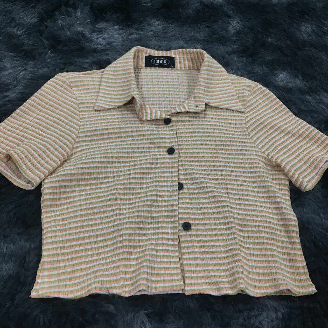 투티 /0179 샵사이다 크롭 스트라이프 텍스쳐 셔츠 상품이미지6