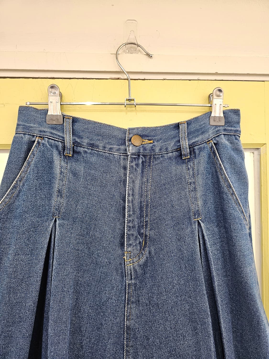 데님 핀턱 언발 롱스커트 상품이미지2