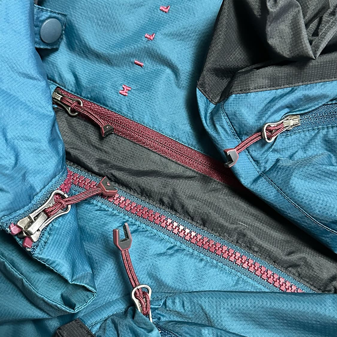 밀레 배색 윈드브레이커 상품이미지5