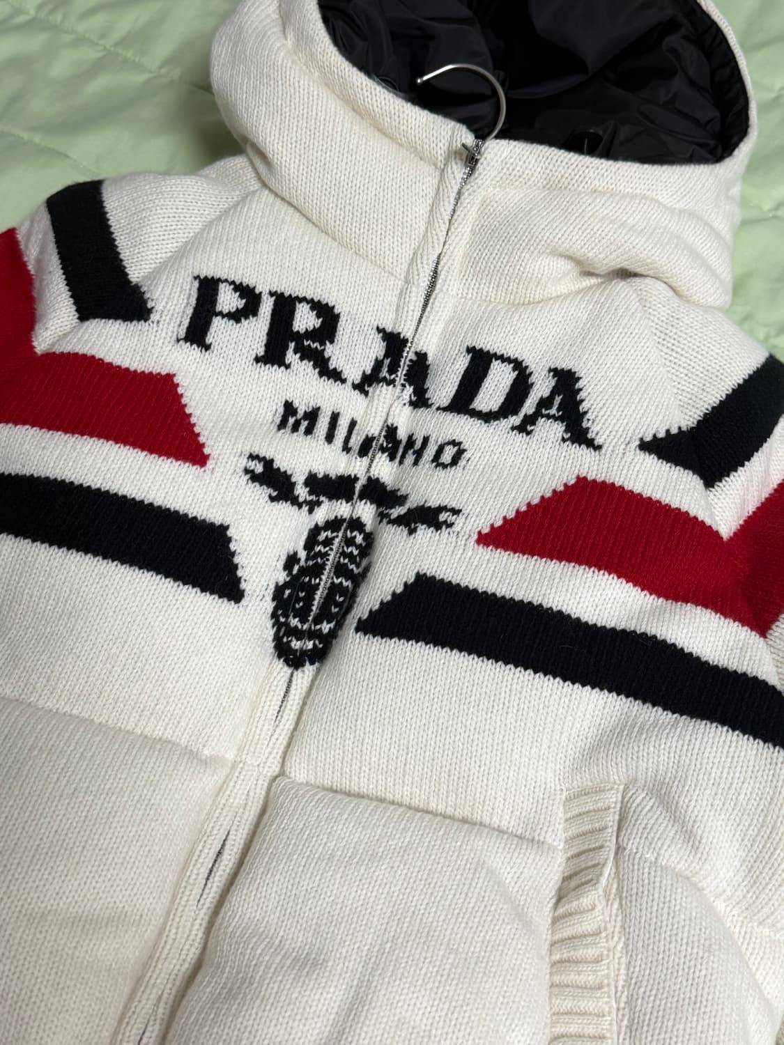 프라다 여성 캐시미어 크롭 후드집업 36 상품이미지4