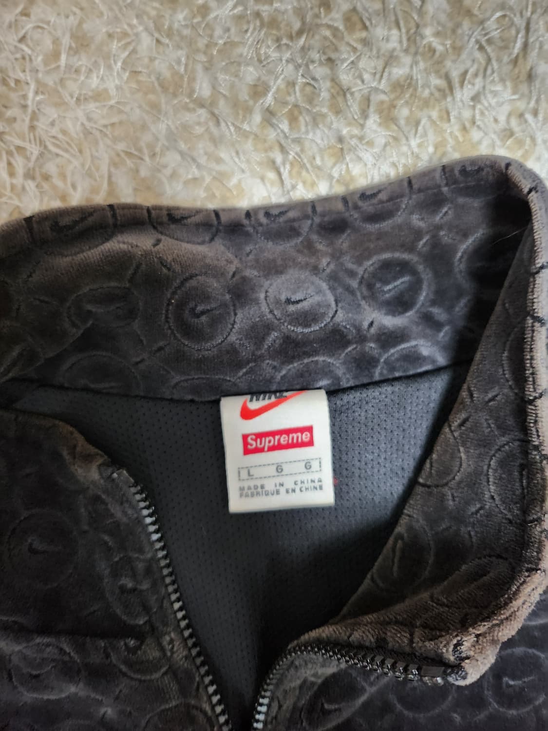 나이키 슈프림 밸루아 자켓 상품이미지2