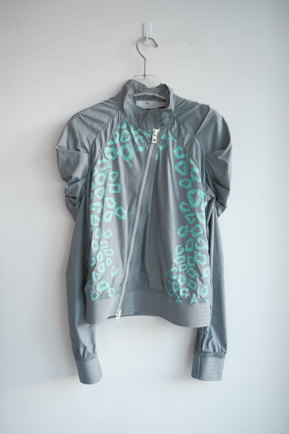 Stella McCartney x adidas Run Glow Jkt 상품이미지1