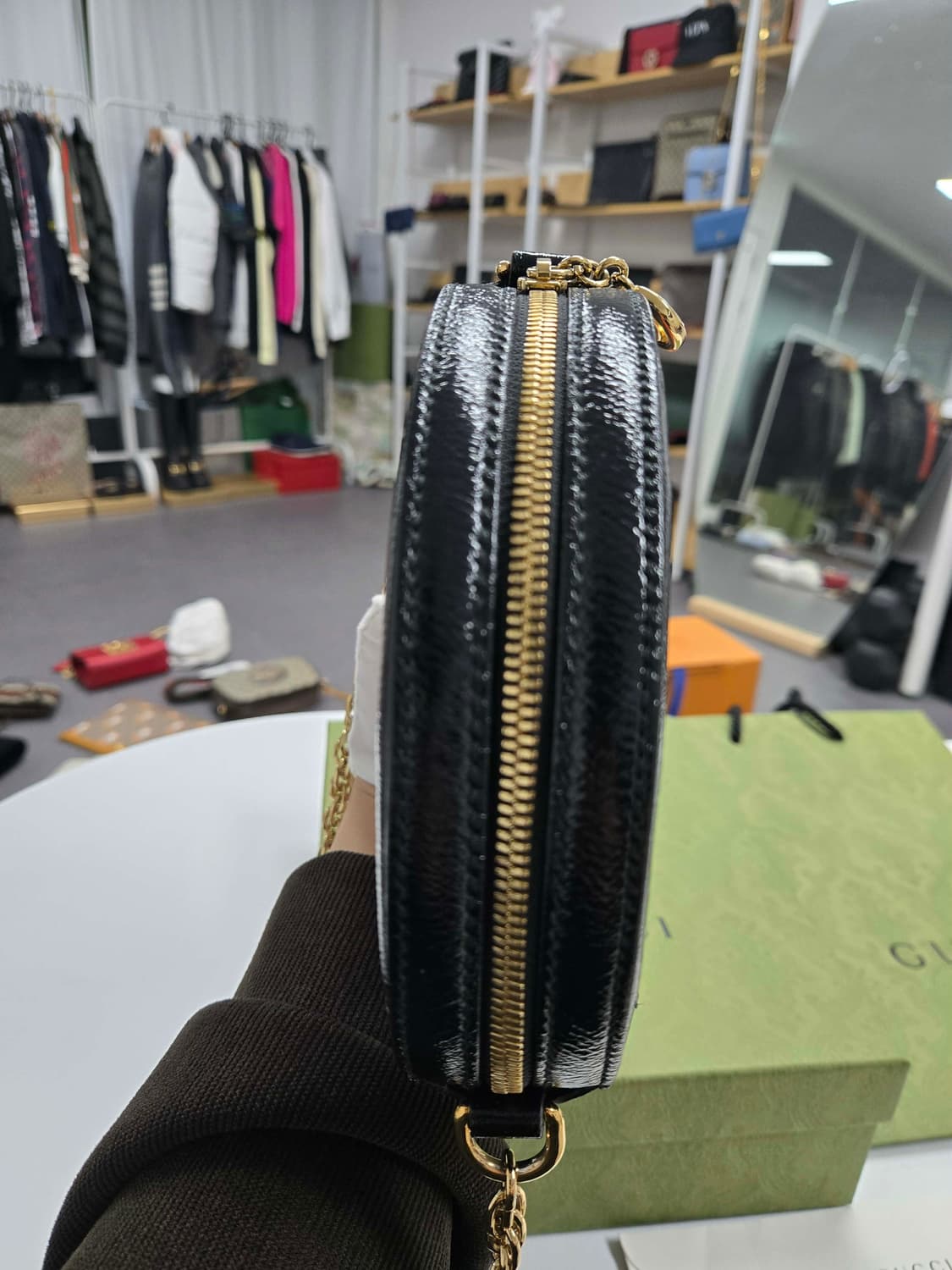 [40%할인] 구찌 오피디아 벨벳 라운드백 상품이미지5