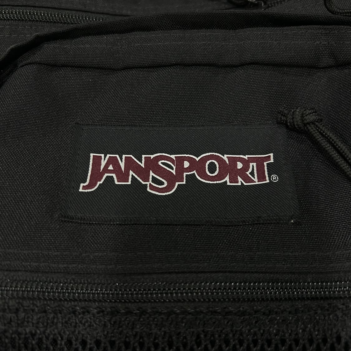 잔스포츠 검정 백팩 가방 상품이미지3