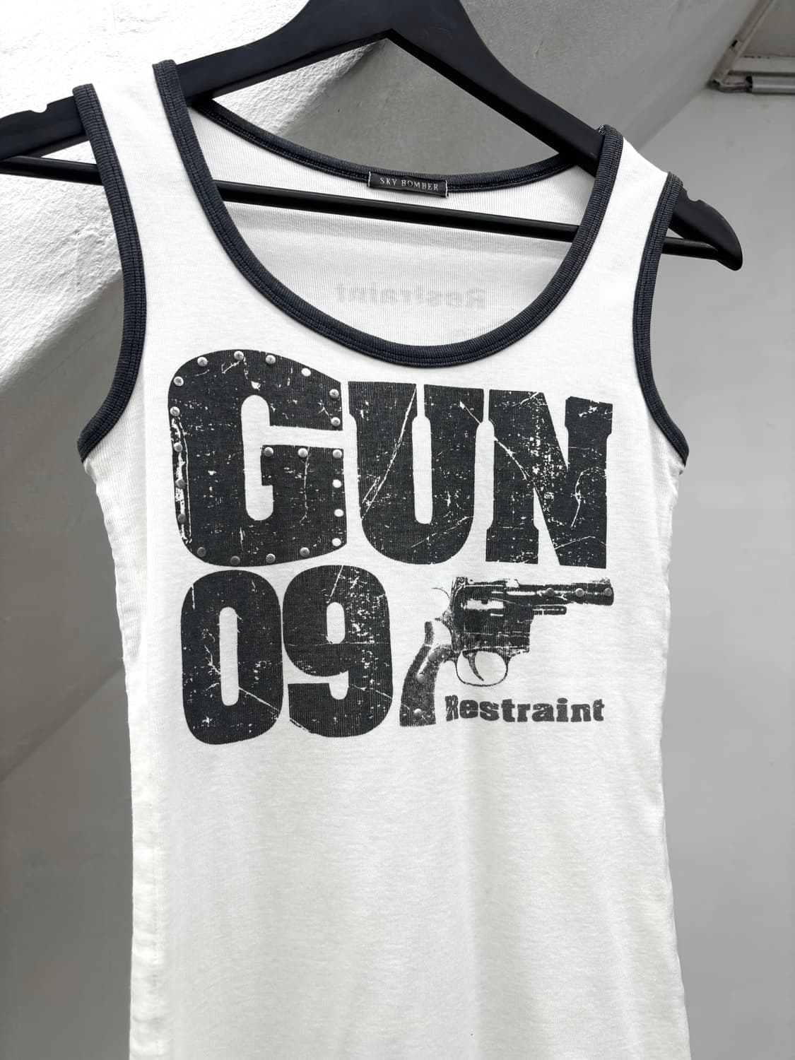 Sky bomber gun print stud detail tank to 상품이미지6