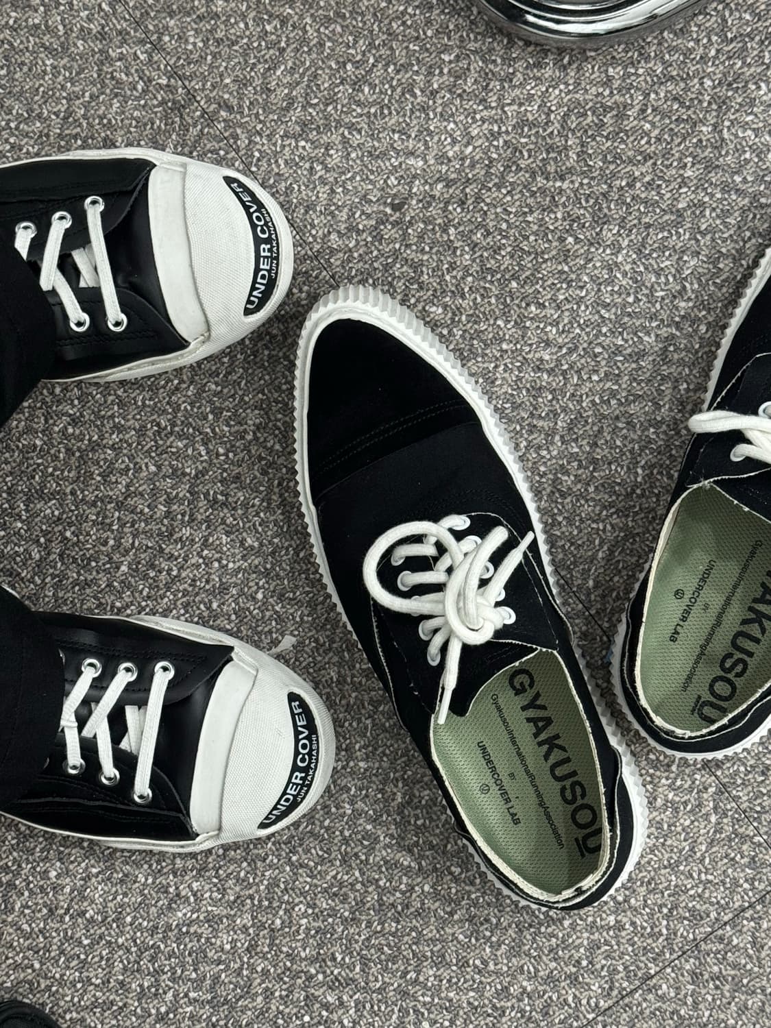 언더커버리즘 블랙 로우탑 스니커즈(260mm) 상품이미지3