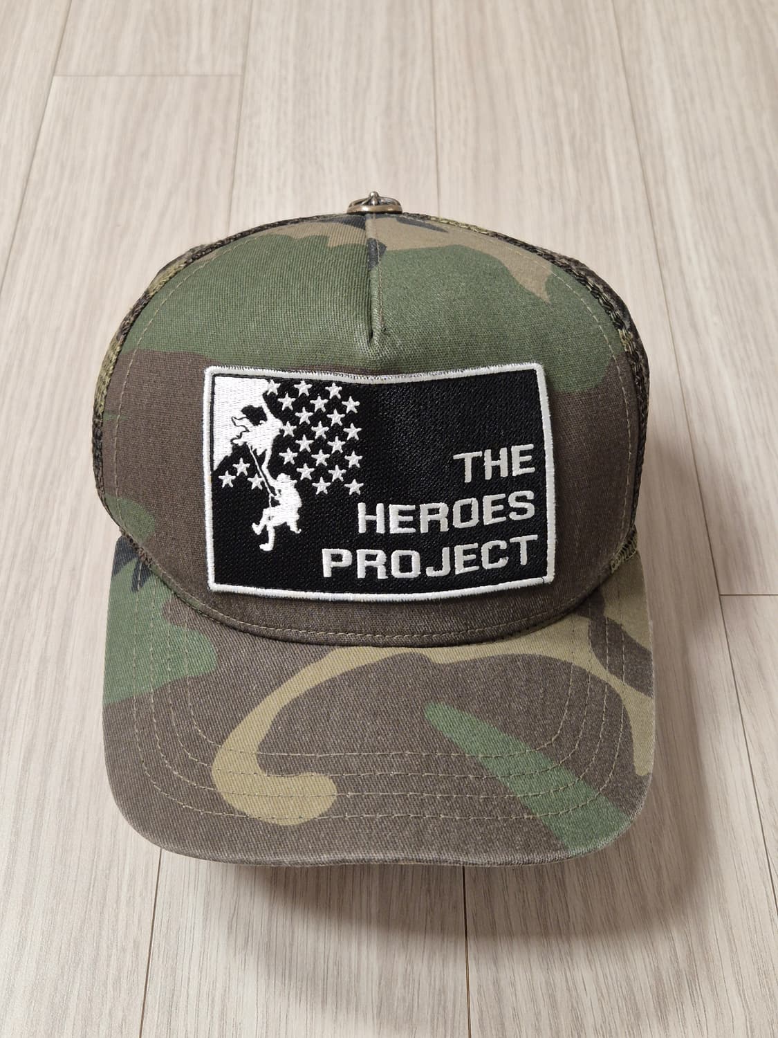 크롬하츠 히어로즈 카모 메쉬 캡 (스크롤버전) 상품이미지1