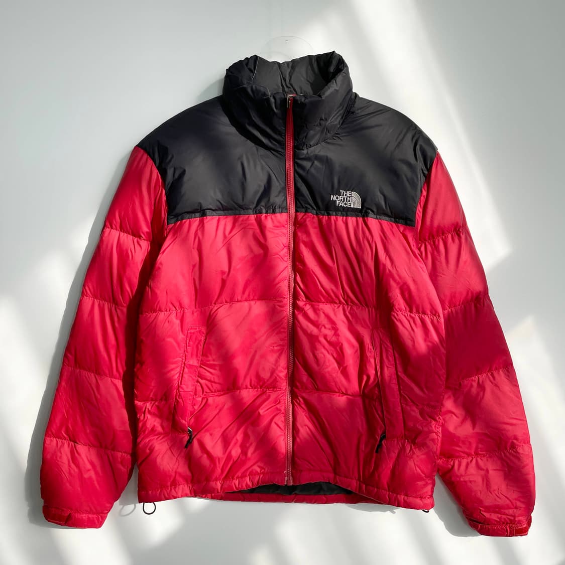 C2 노스페이스 550 눕시패딩 M사이즈 상품이미지1
