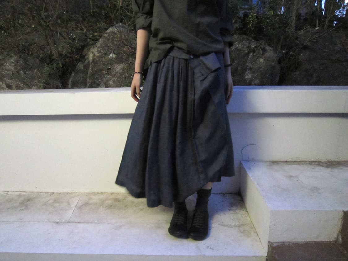 빈티지 코튼 롱 스커트 더블 버튼 턱 플리츠 디테일 네이비 상품이미지1