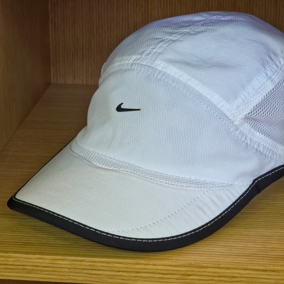 나이키 화이트 메쉬 캡 모자 상품이미지2
