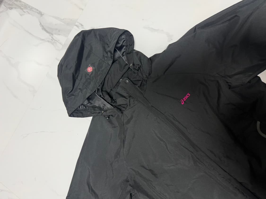 아식스 블핑 바람막이 상품이미지1