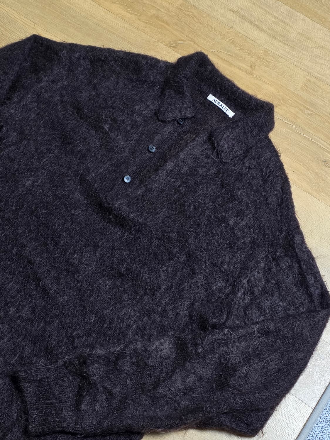 [4] 오라리 브러쉬드 슈퍼 키드 모헤어 니트 폴로 다크 브라운 상품이미지2