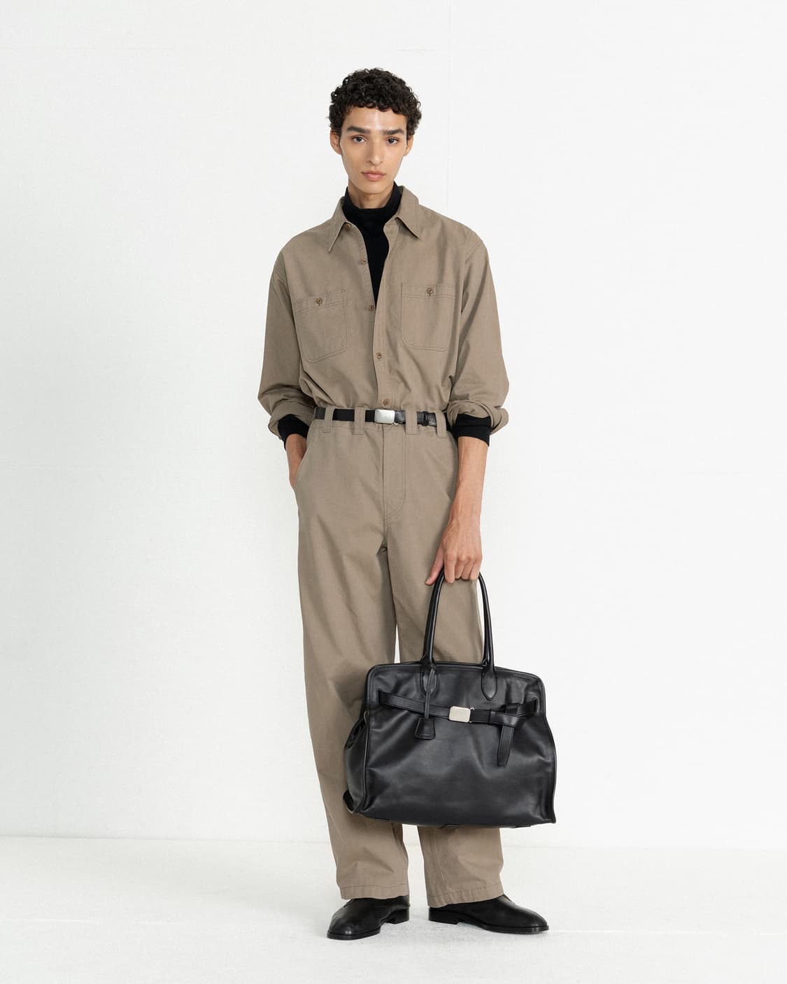 브라운야드 버클백 17 Leather Buckle 17 Bag 블랙 상품이미지5