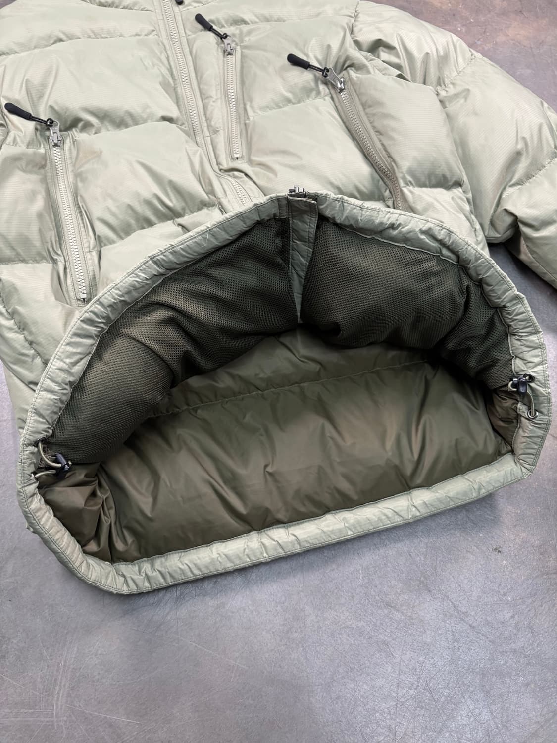 아웃스탠딩 마운틴 다운 패딩 상품이미지3