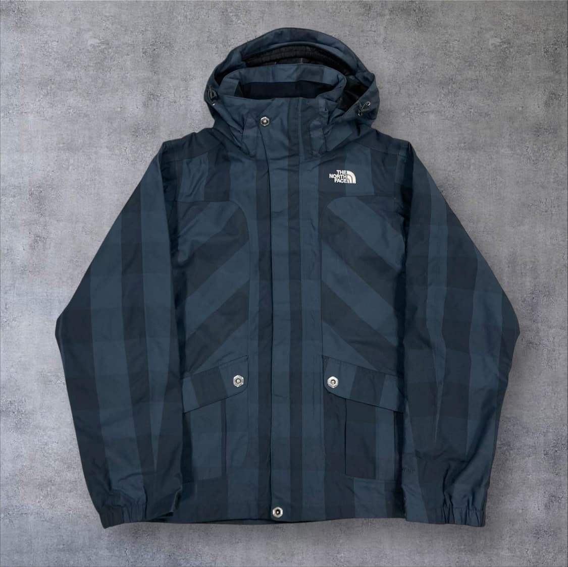 노스페이스 네이비 컬러 스몰 로고 패턴 바람막이 상품이미지1