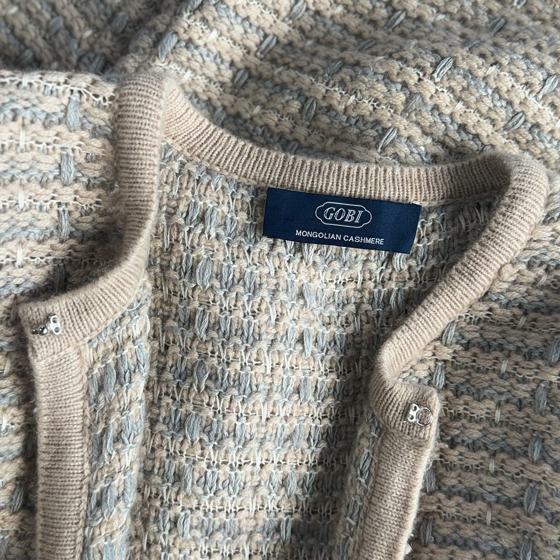 고비 GOBI 캐시미어 시퀸 니트 가디건 상품이미지2