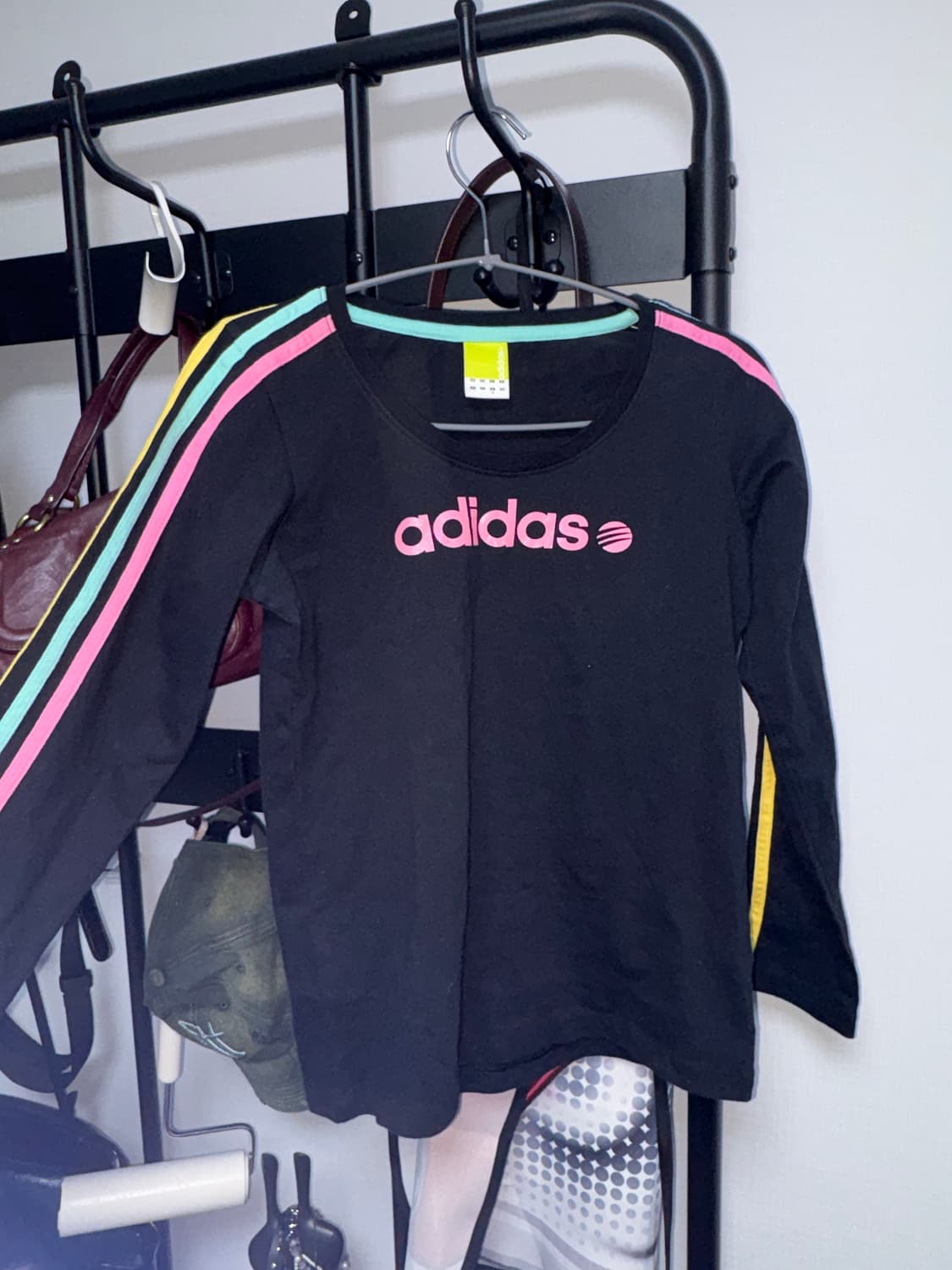 아디다스 라인 포인트 탑 y2k 상품이미지1