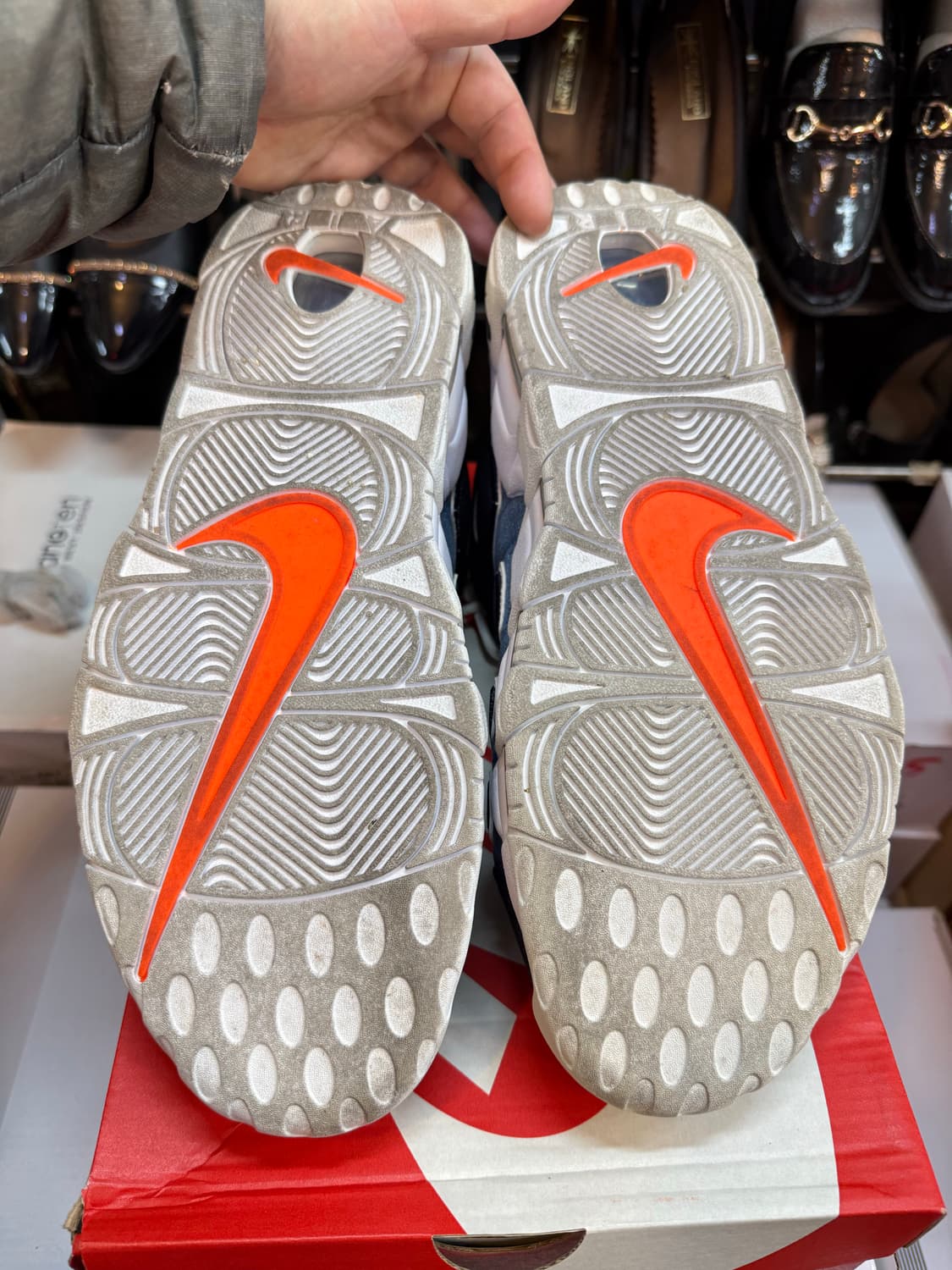 (290) 나이키 업템포 데님팝니다 상품이미지5