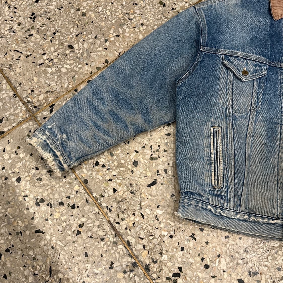 칼하트 wip 디트로이트 데님 워크 자켓 상품이미지7