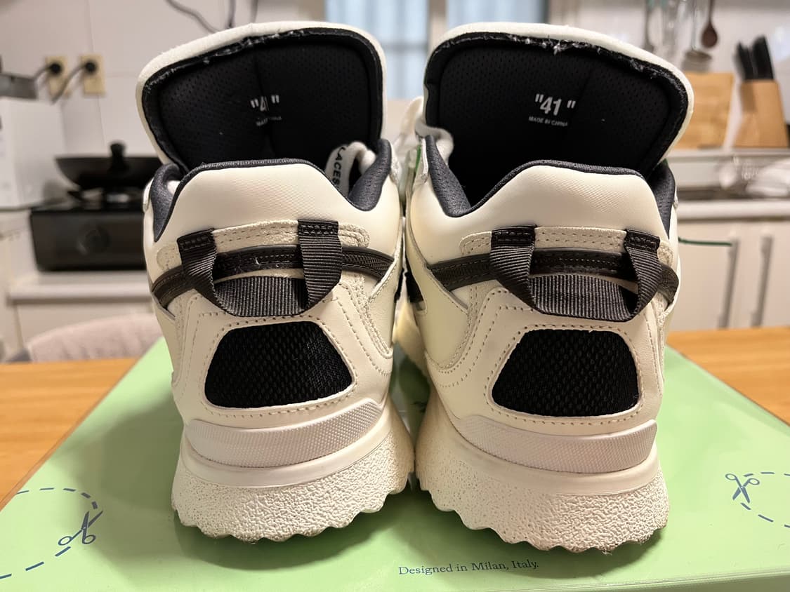 오프화이트 23ss 스펀지 미드탑 스니커즈 41사이즈 상품이미지6