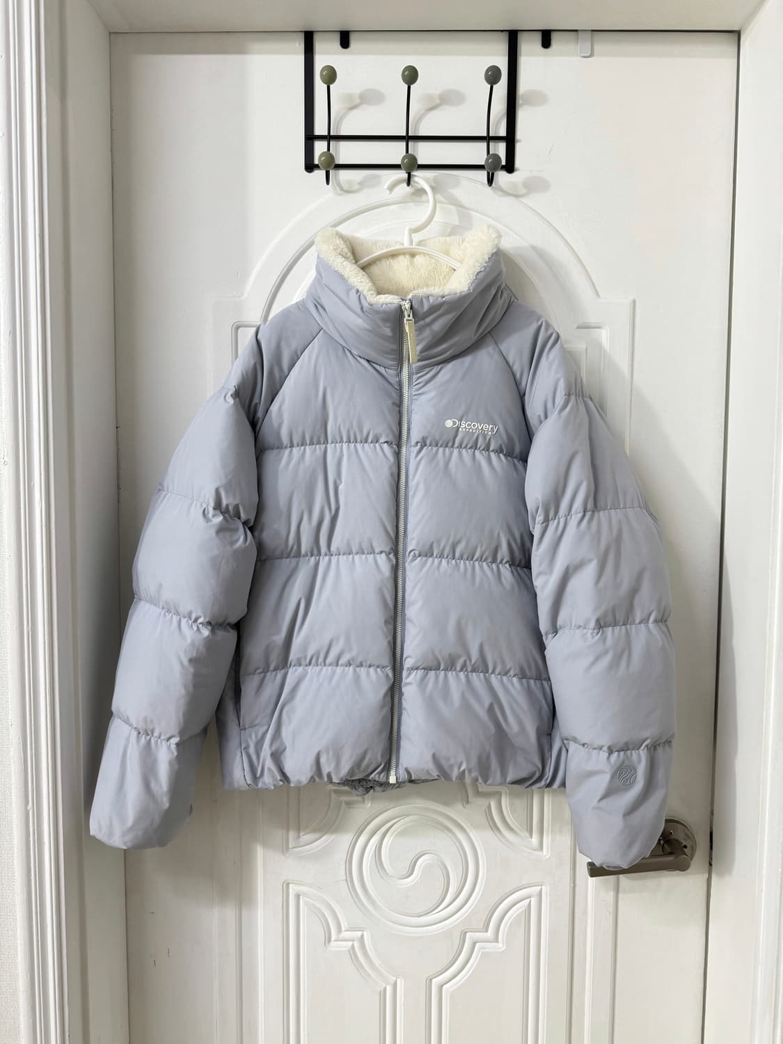 95 사이즈 여성 디스커버리 올리브 다운 숏패딩  상품이미지1