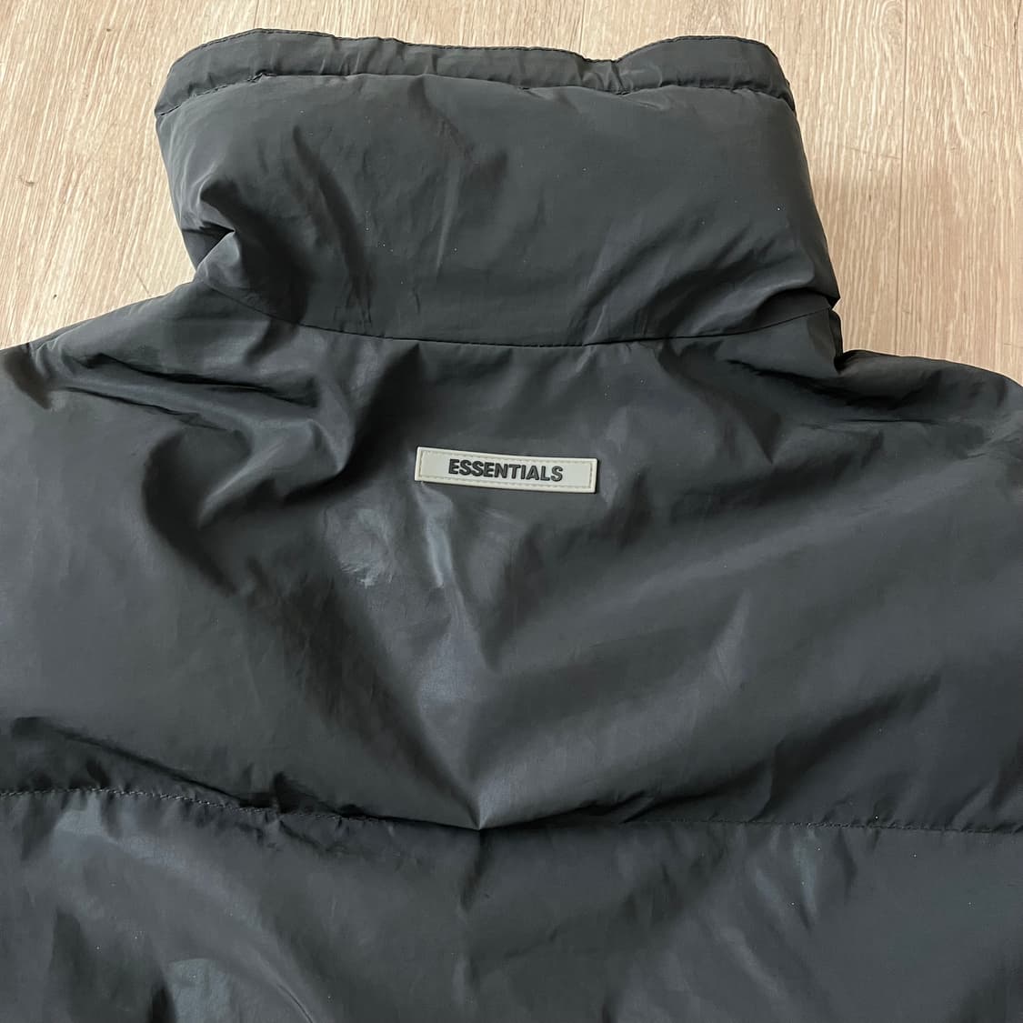Fear of God Essentials 하이넥 푸퍼 패딩 점퍼 상품이미지6