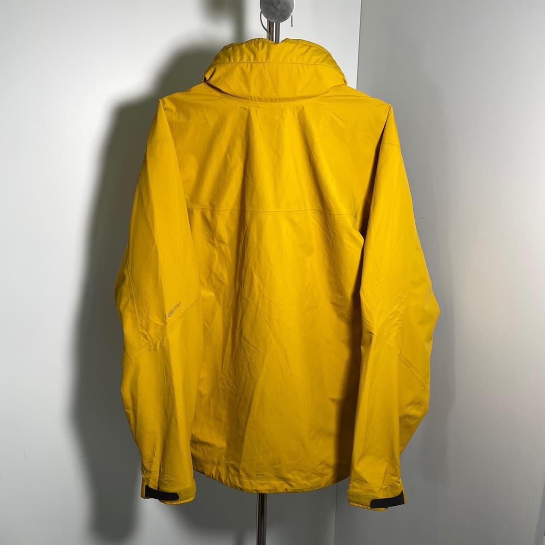 아크테릭스 로고 고어택스 바람막이 자켓 상품이미지3