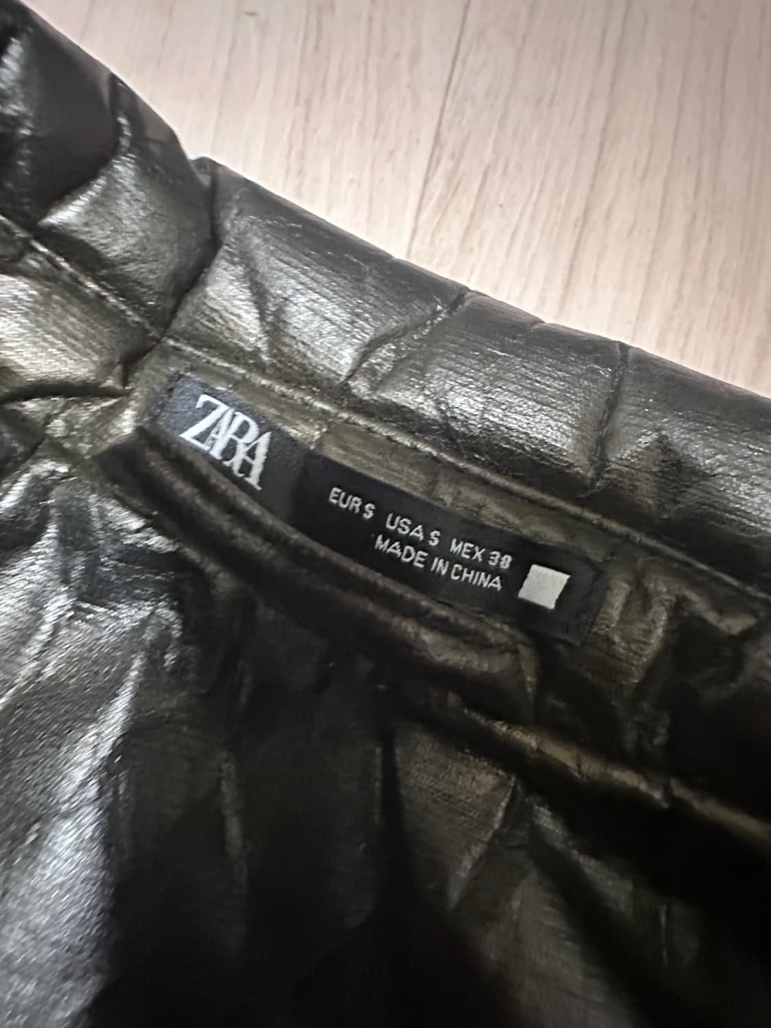 [S] 자라 크랭클 레더 패디드 자켓 상품이미지5