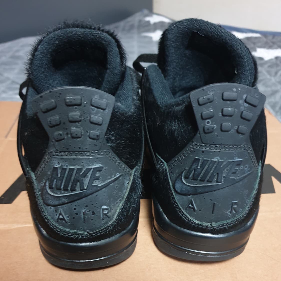 (콜라보 제품) 조던4 올리비아킴 레트로 노커버 스니커즈 블랙 (240) 상품이미지4