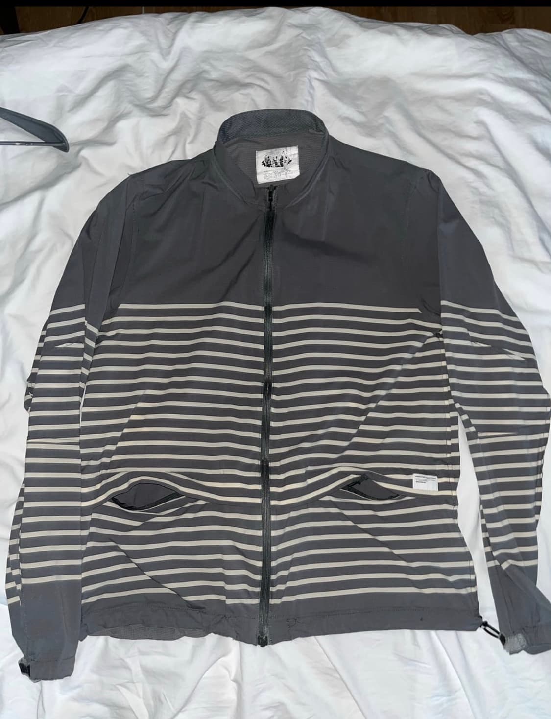 언더커버 언더맨 스트라이프 윈드브레이커 2사이 즈 상품이미지2