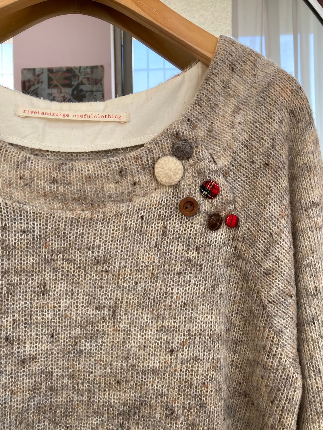 에스닉 오트밀 단추 니트 상품이미지3