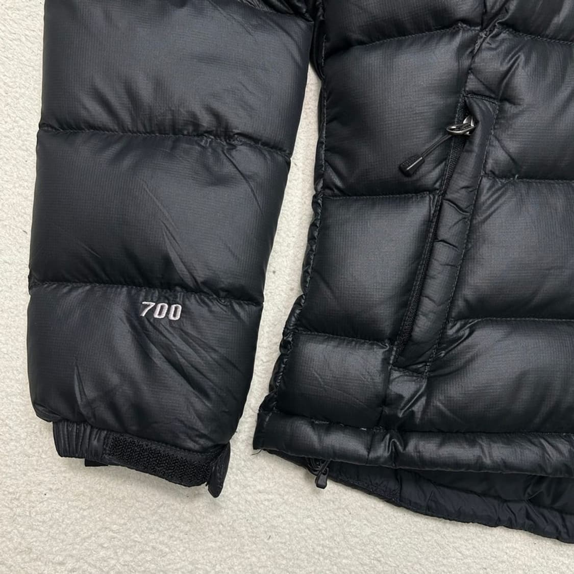 노스페이스 눕시 700 우먼즈 블랙 덕다운 패딩 80 상품이미지3