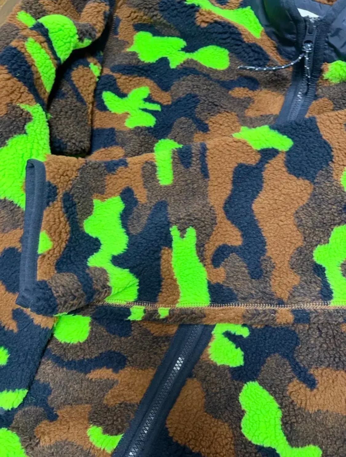 쥬시쥬디 카모 플리스 덤블링 점퍼 상품이미지8