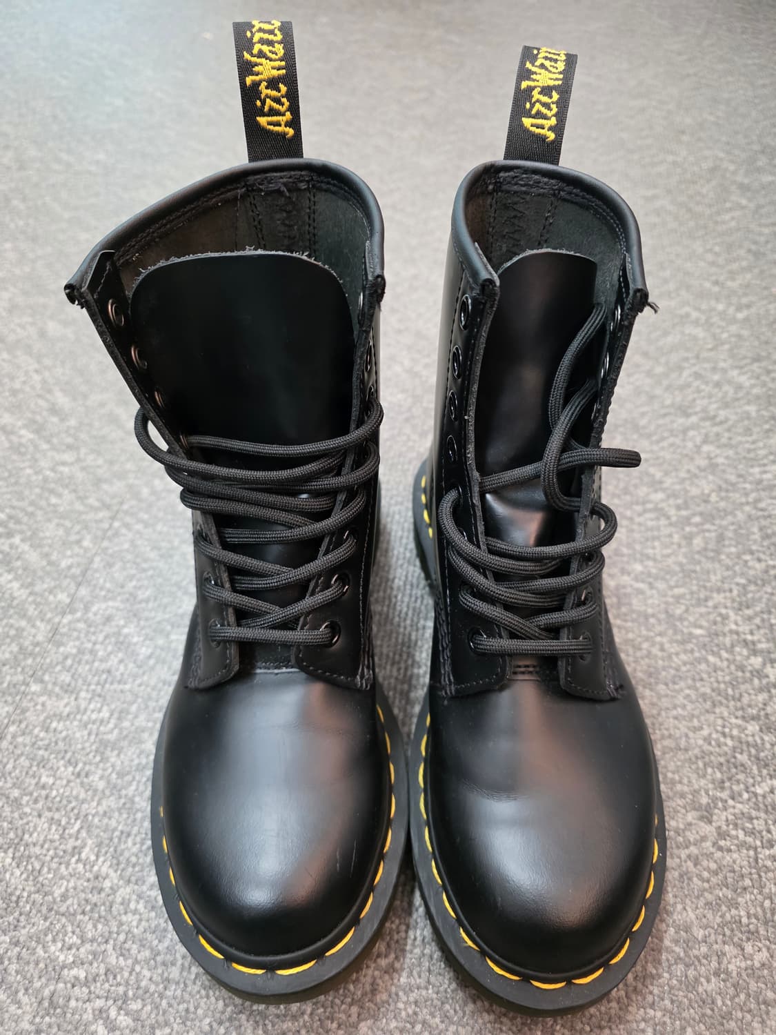 [220] 닥터마틴 1460 8홀 워커 상품이미지2