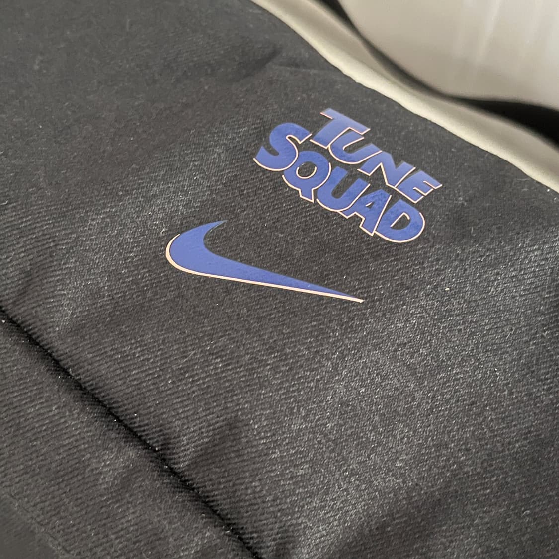 나이키 루니툰 콜라보 가방 힙색 크로스백 상품이미지6