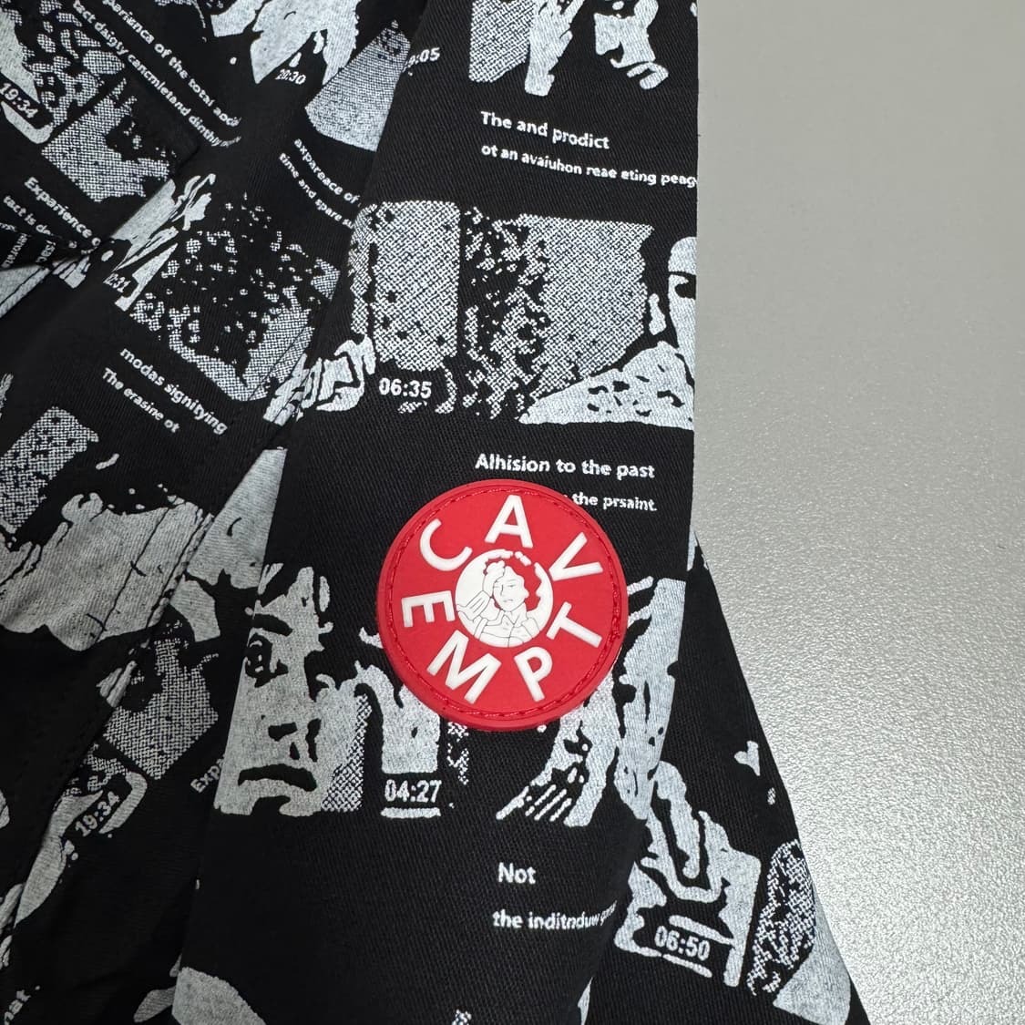 카브엠트 그래픽 프린트 집업 상품이미지4