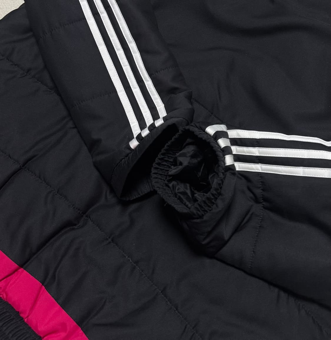 아디다스 유벤투스 블랙핑크 검핑 패딩 상품이미지9