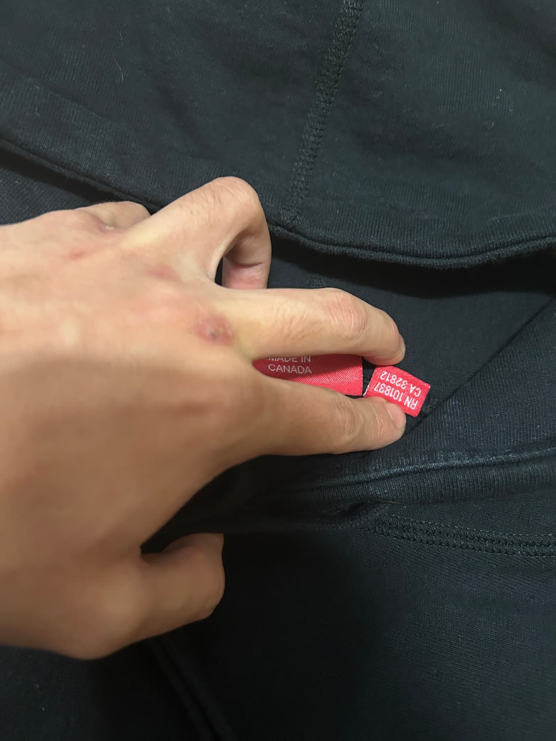 슈프림 뉴욕 후드티 상품이미지3