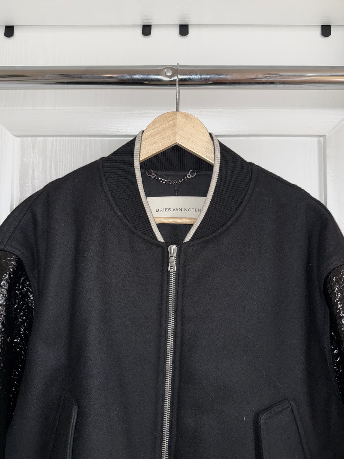 Black Zip Faux-Leather Bomber Jacket 상품이미지3