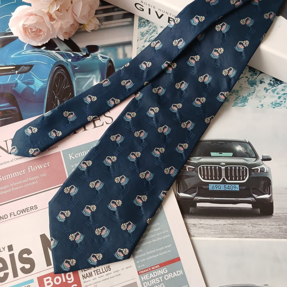 지방시 실크 네이비 플라워 엠블럼 넥타이 10cm B등급 A18912
 상품이미지4